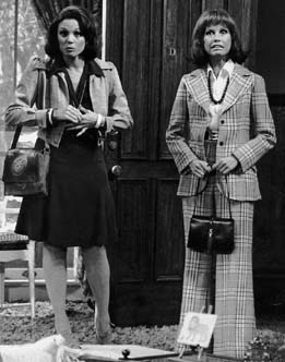 Valerie Harper as Rhoda with Mary Tyler Moore